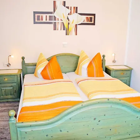 Selliner Am Waldrand 酒店 *