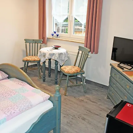 Selliner Am Waldrand Hotel *